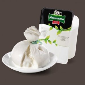 Burratina Artisanale d’Andria – Format Individuel (Lot de 4 x 125 g) Produits laitiers Burratina artisanale Italie Burratina Artisanale d'Andria – Format Individuel (Lot de 4 x 125 g)