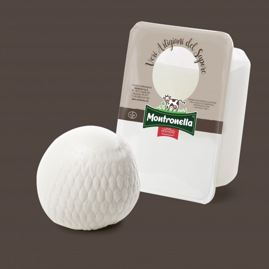 Provola de Scamorza Fraîche d’Andria – Format Coupe (500 g) Produits laitiers Fromage à pâte filée Andria Provola de Scamorza Fraîche d'Andria – Format Coupe (500 g)