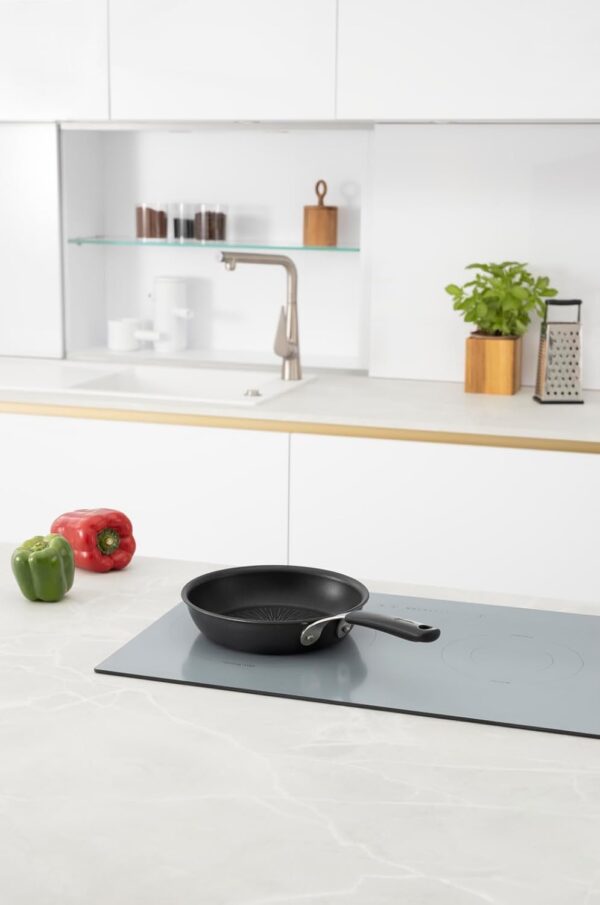 51E56C1FmuL._AC_SL1500_ Poêle Antiadhésive Lagostina Tempra 28 cm Compatible Four – Esprit Mezzogiorno